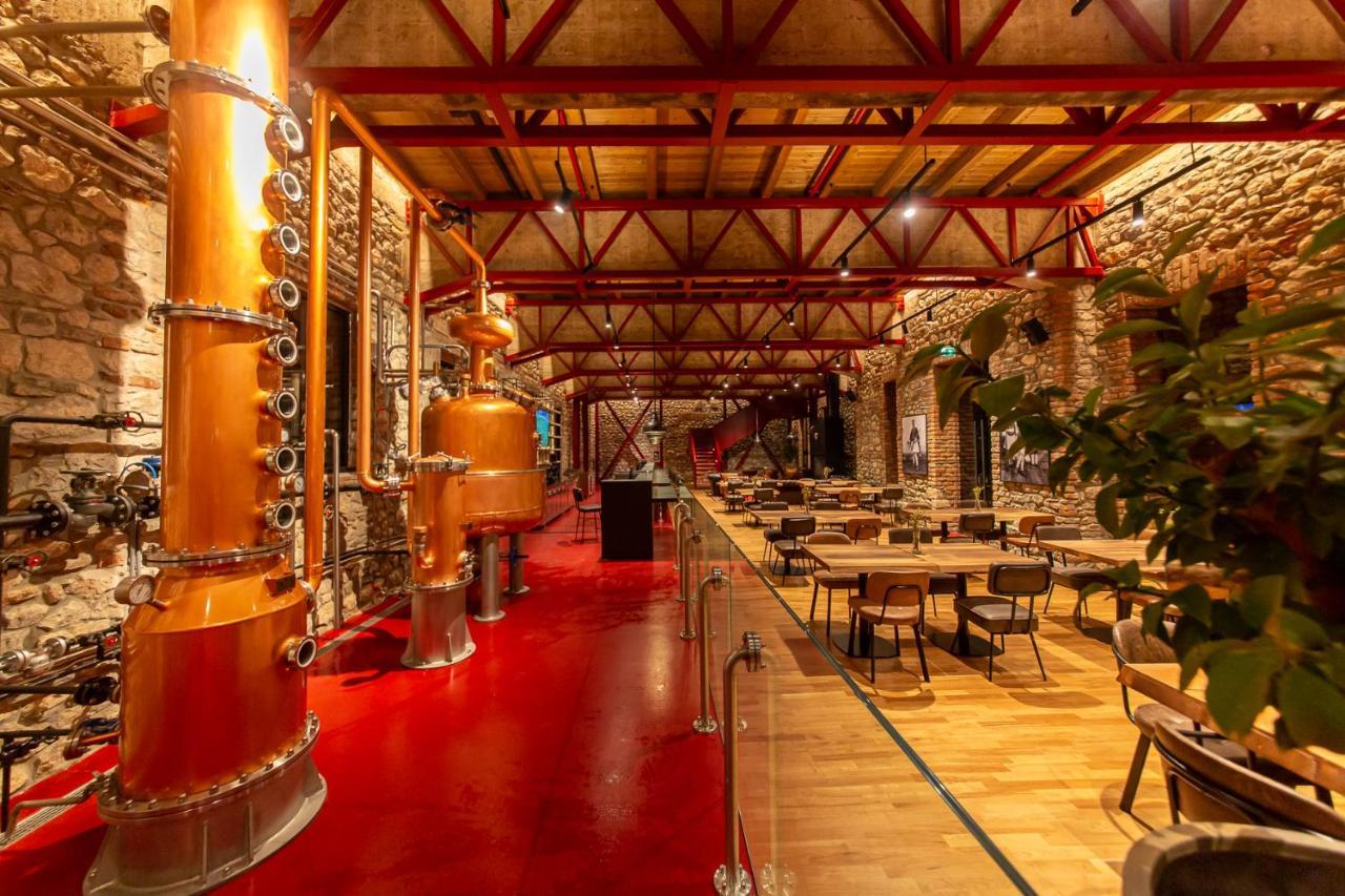 Hotel Melesin Distillery Leskovik