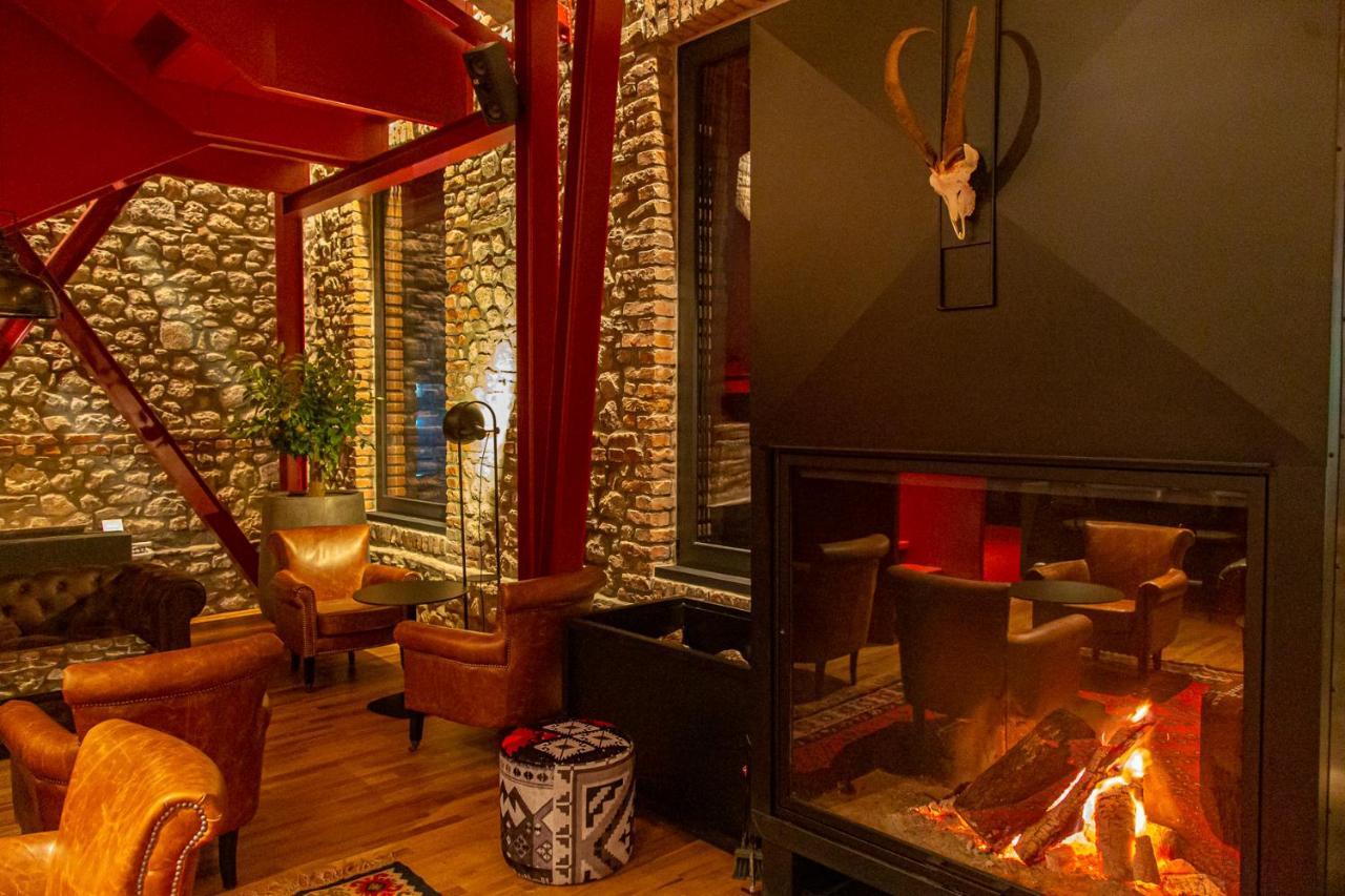 Hotel Melesin Distillery