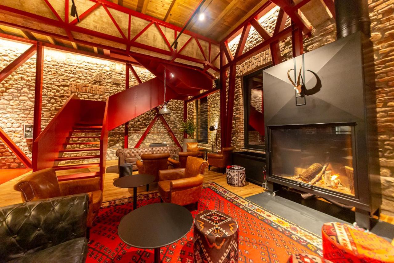 Melesin Distillery 4*