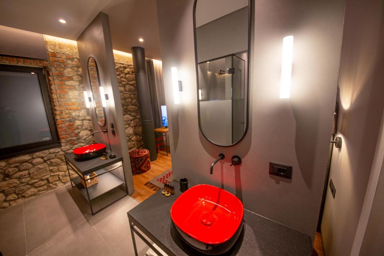 Hotel Melesin Distillery Leskovik